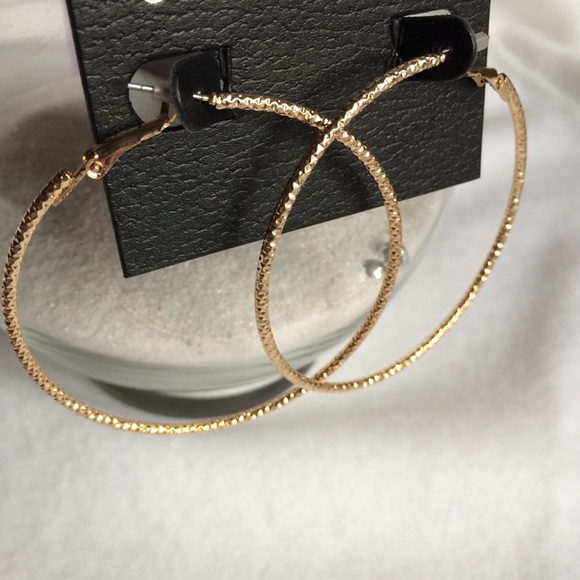 Steve Madden Jewelry - Steve Madden gold-tone hoop earrings NWT